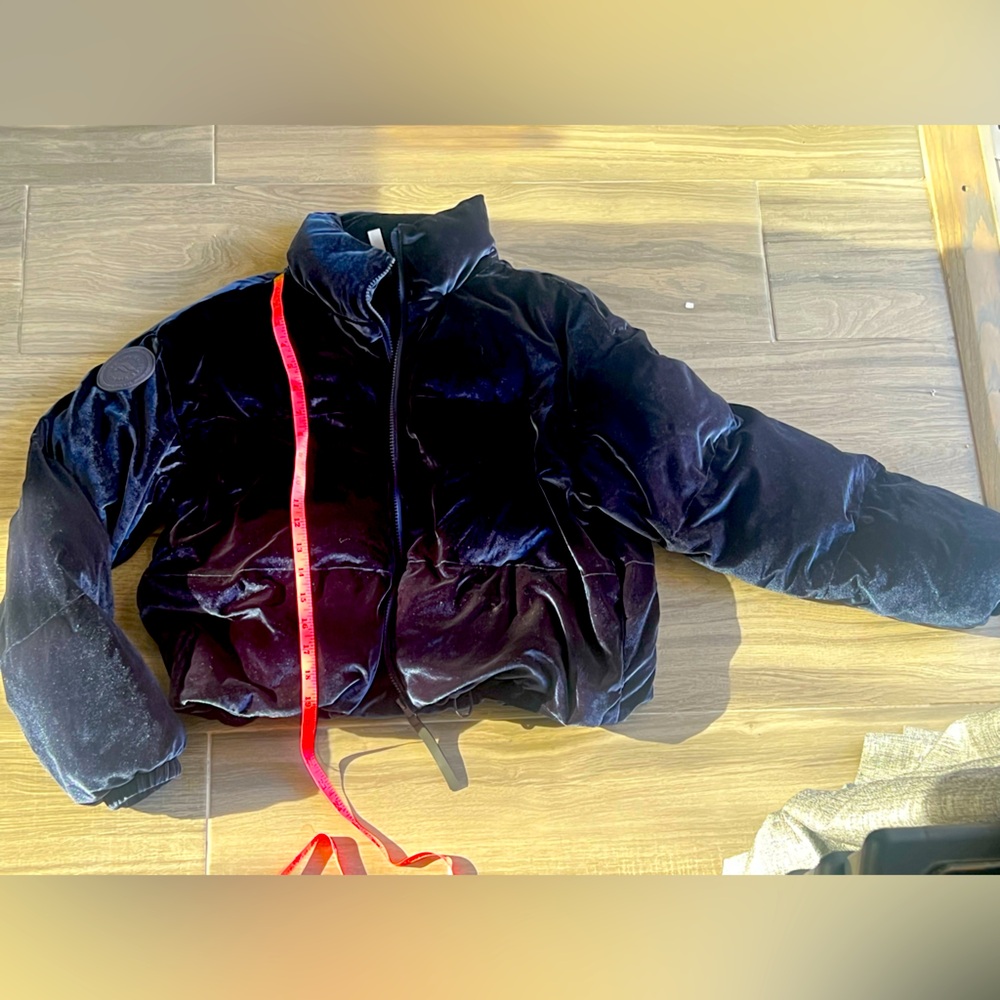 Fabletics Bomber Jacket Cropped Size Small - image 1